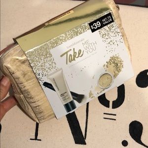 Bare minerals 3-piece complexion rescue